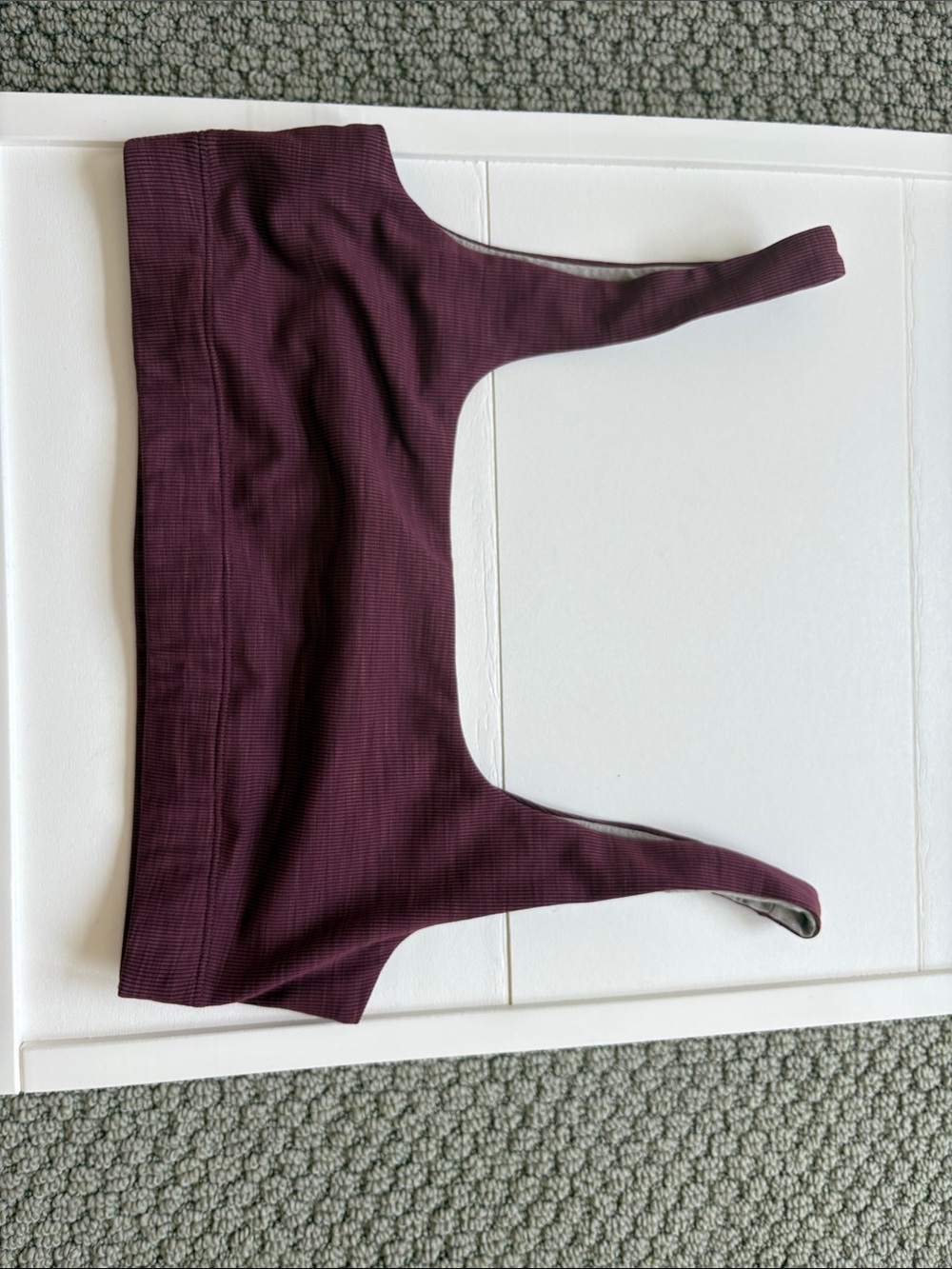 Vuori Burgundy Ribbed Crop Top